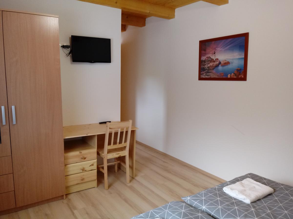 Napsugár Vendégház Újudvar Esterno foto